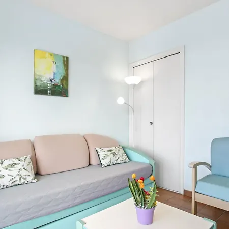 Berliat F2 N°15 Διαμέρισμα *