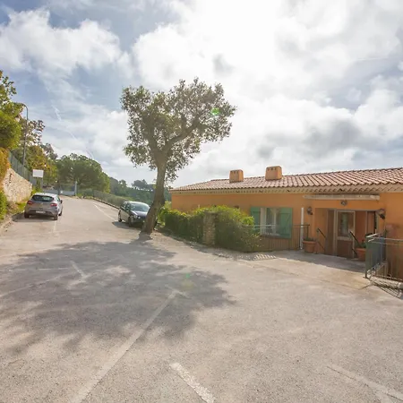 Διαμέρισμα Berliat F2 N°15 *